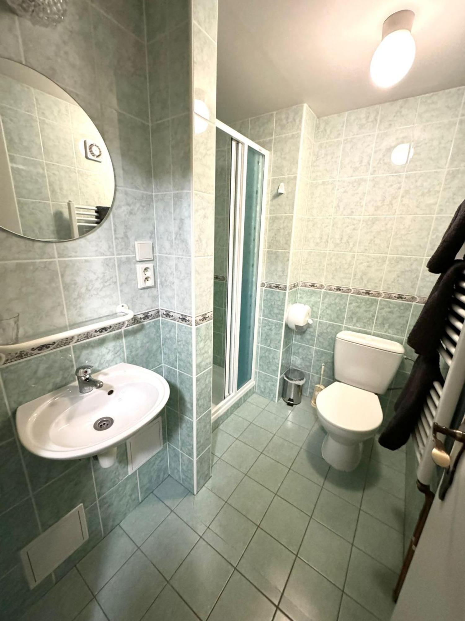Bila Labut Horsky Hotylek Hotel Pec pod Snezkou Room photo