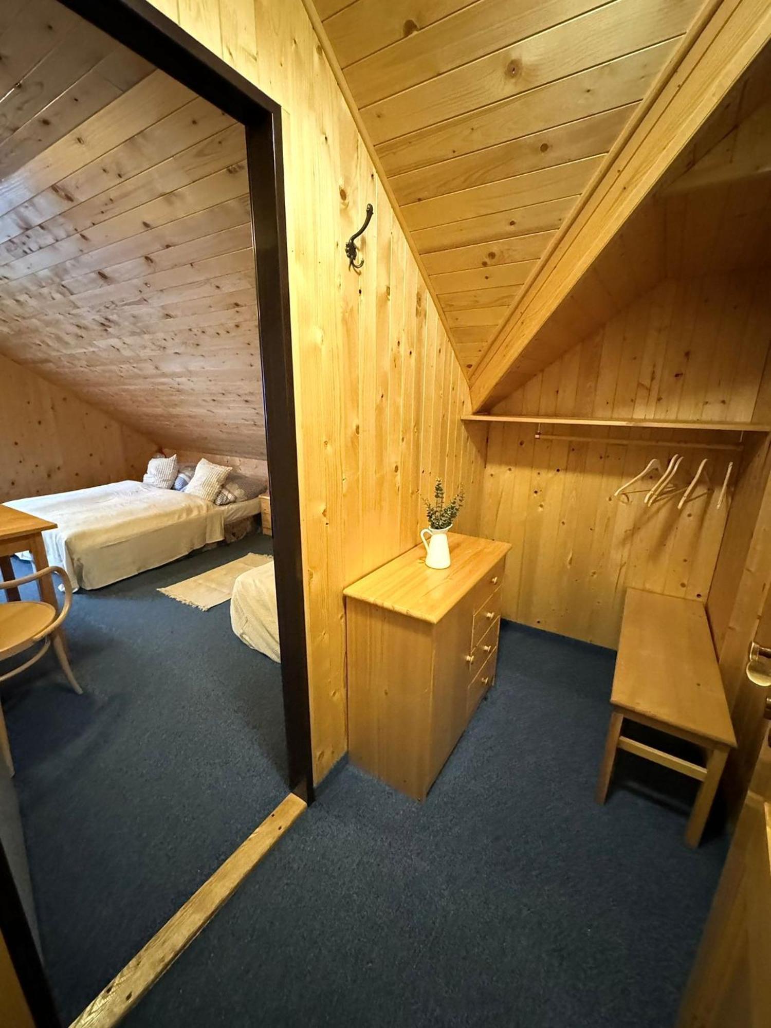 Bila Labut Horsky Hotylek Hotel Pec pod Snezkou Room photo
